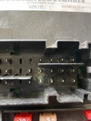 05-06 Ford Mustang Fuse Relay Box Body Control Module BCM 4R3T-14B476-BS - Image 2