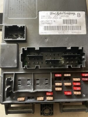 05-06 Ford Mustang Fuse Relay Box Body Control Module BCM 4R3T-14B476-BS - Image 4