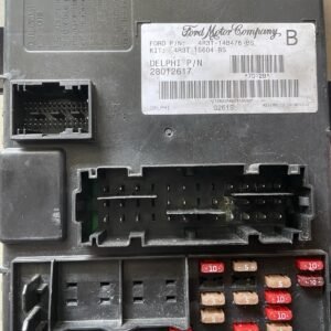 05-06 Ford Mustang Fuse Relay Box Body Control Module BCM 4R3T-14B476-BS