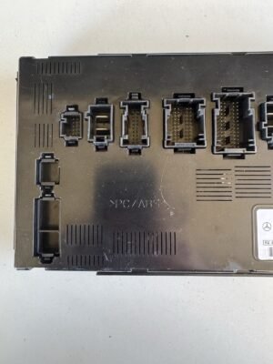 06-12 Mercedes W164 W251 R ML GL REAR SAM SIGNAL ACQUISITION MODULE A1649006700 - Image 3