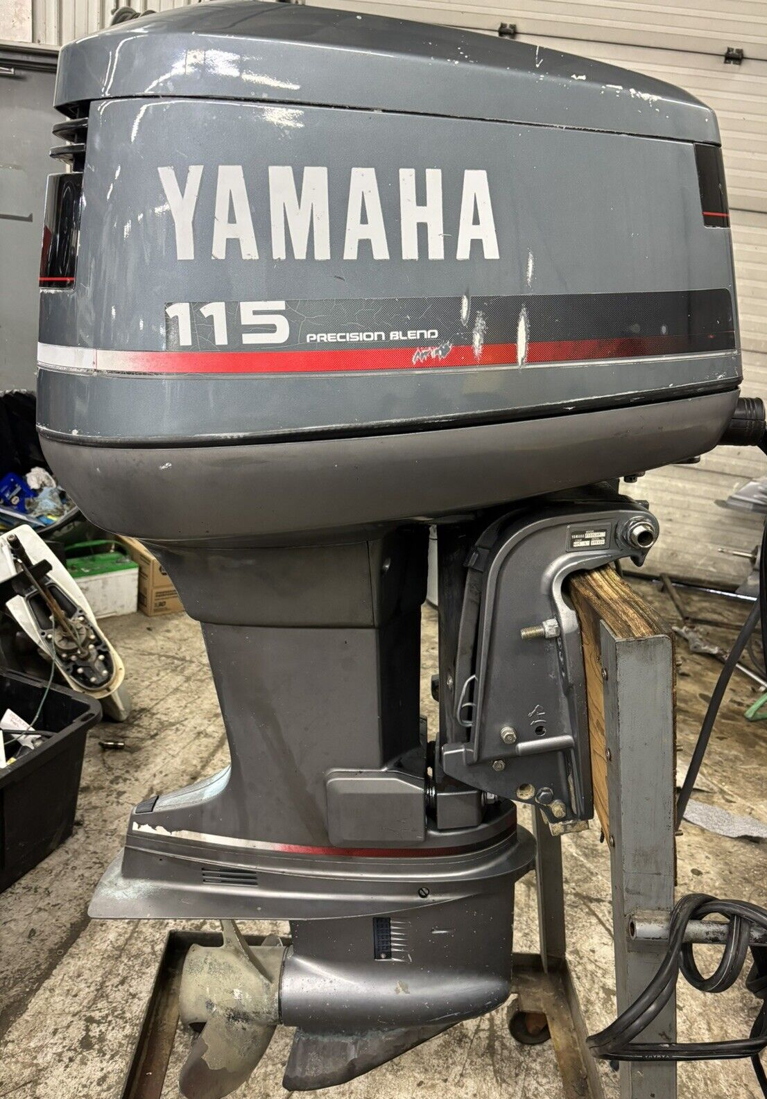 1991 Yamaha 115 two stroke long shaft 20" trim/tilt remote electric Freshwater