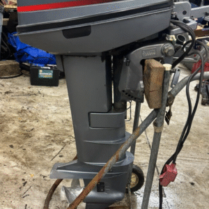 1992 Yamaha 25 two stroke oil inject long shaft electric start tiller Freshwater