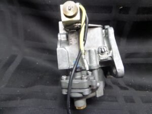 1994 MERCURY TRACKER 25HP 2-STROKE CARBURETOR 1390-8889A13 WMC31A OUTBOARD MOTOR - Image 4