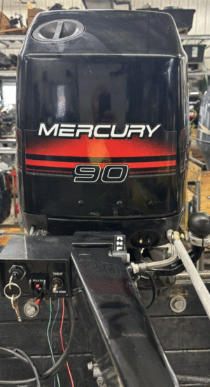 1996 Mercury 90 oil injected two stroke long shaft/ XL tiller/remote freshwater - Image 4