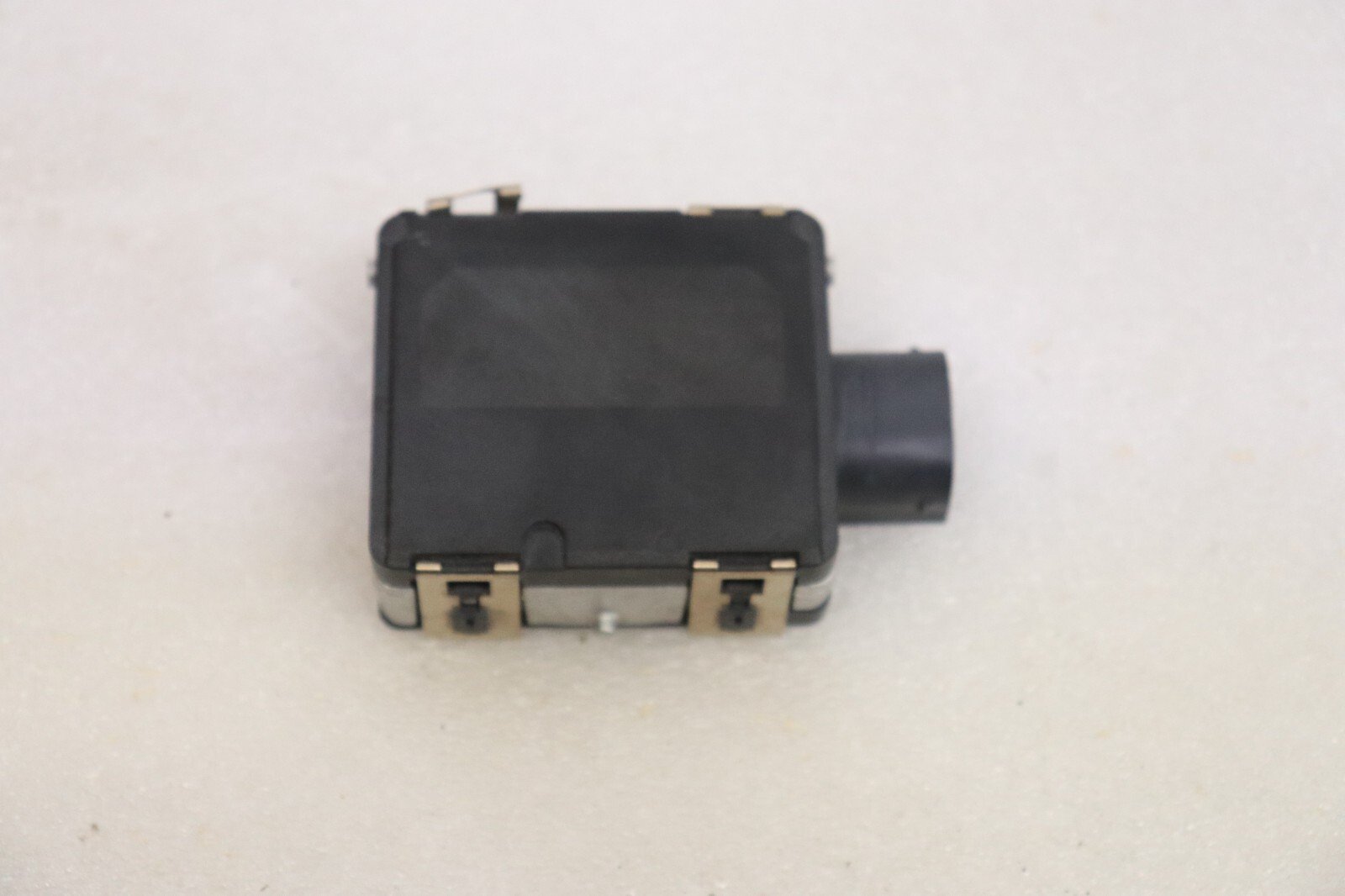 2020-2023 OEM Mercedes GLB X247 Front Distance Sensor Radar Module A0009052616 - Image 3