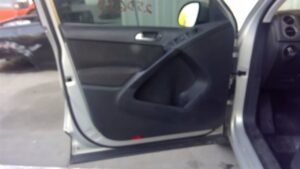 Chassis ECM Transmission Left Hand Fender Fits 12 TIGUAN 2388492 - Image 4