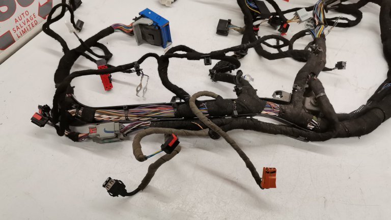 Ford Transit Custom Limited 12-23 Dashboard wiring loom Harness BK3T14K024HFC - Image 3