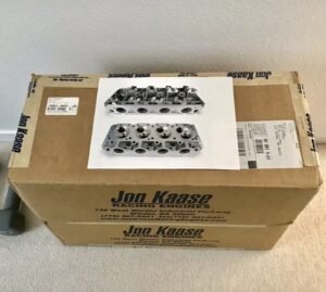 Holman Moody Boss 429 8-V intake, KAASE heads, block-off plate, crossover set + - Image 2