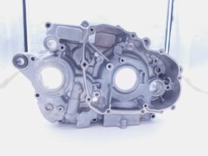 HONDA LEFT ENGINE CENTER CRANK CASE TRX450R TRX 450R 04-05 11200-HP1-670 OEM - Image 2