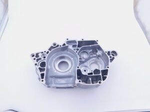 HONDA LEFT ENGINE CENTER CRANK CASE TRX450R TRX 450R 04-05 11200-HP1-670 OEM - Image 5