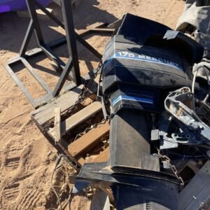 Mercury 175 HP Carburated With Stand