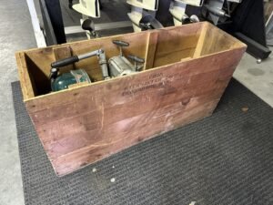 Mercury Outboard Motor Vintage KG-4 with Original Mercury Shipping Crate - Image 4